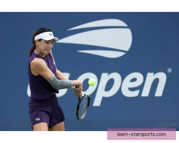 网球赛场风云再起 新星崛起挑战传奇巨头之路