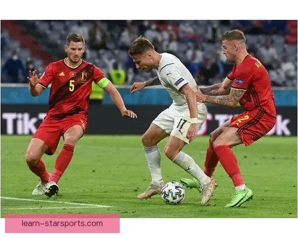 澳网最新战况揭秘顶尖球员激烈对决引球迷热议